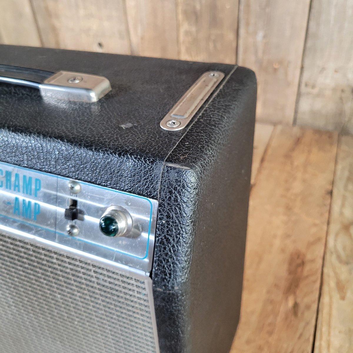 Fender 1968 Vibro Champ Drip Edge Silverface Serviced Good - Mahar's Vintage Guitars