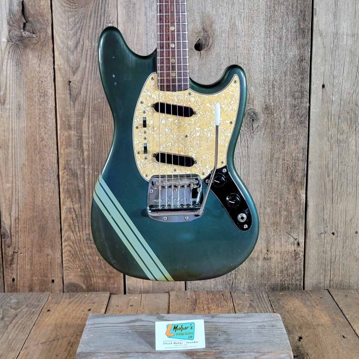 Fender Mustang Competition Burgundy | Mahar's Guitars – Mahar's