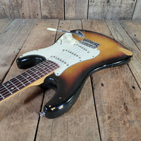 Fender 1969 Stratocaster Sunburst w/ original case Excellent - Mahar's Vintage Guitars