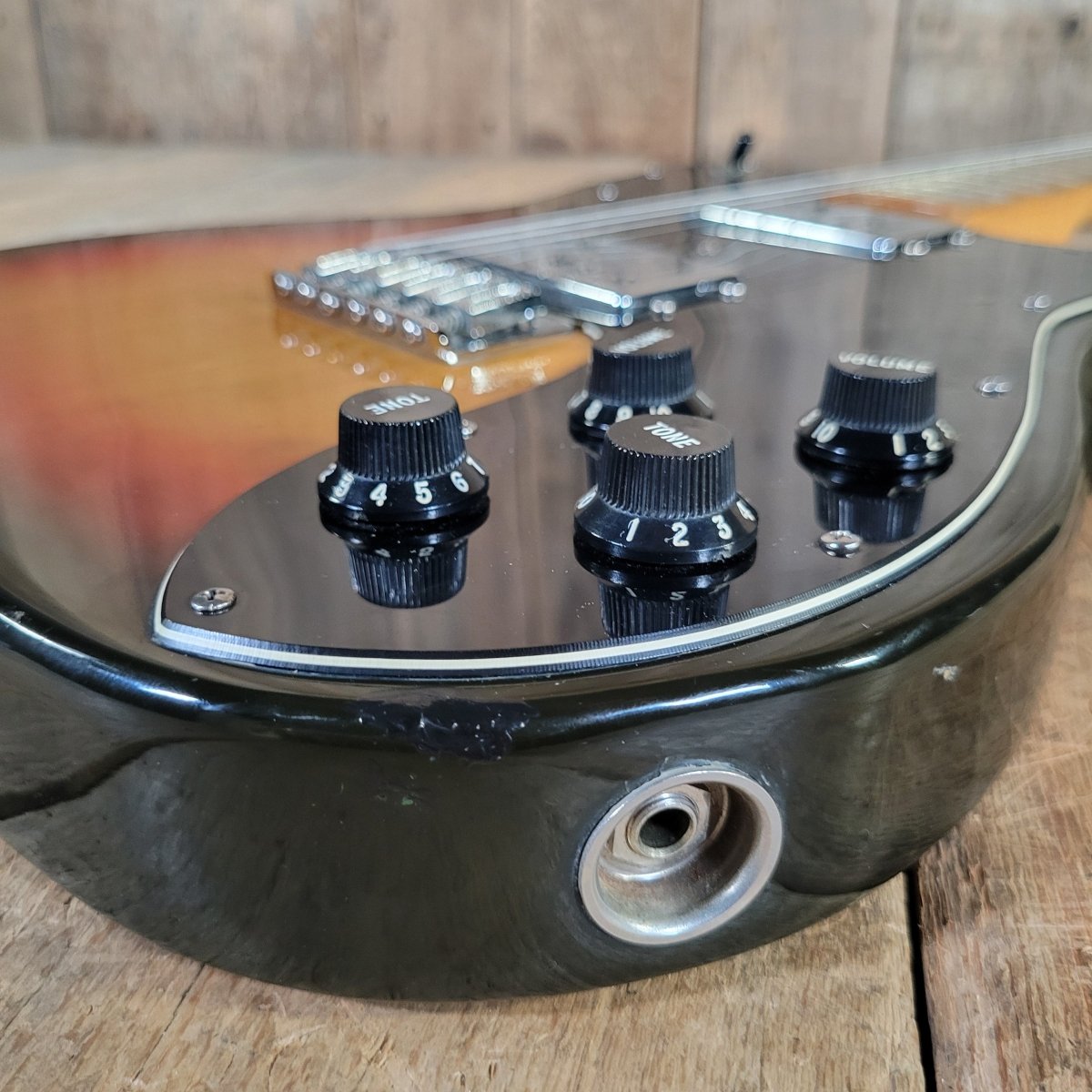 Fender 1977 - 78 Telecaster Deluxe Sunburst W/ Original Case, Excellent - Mahar's Vintage Guitars