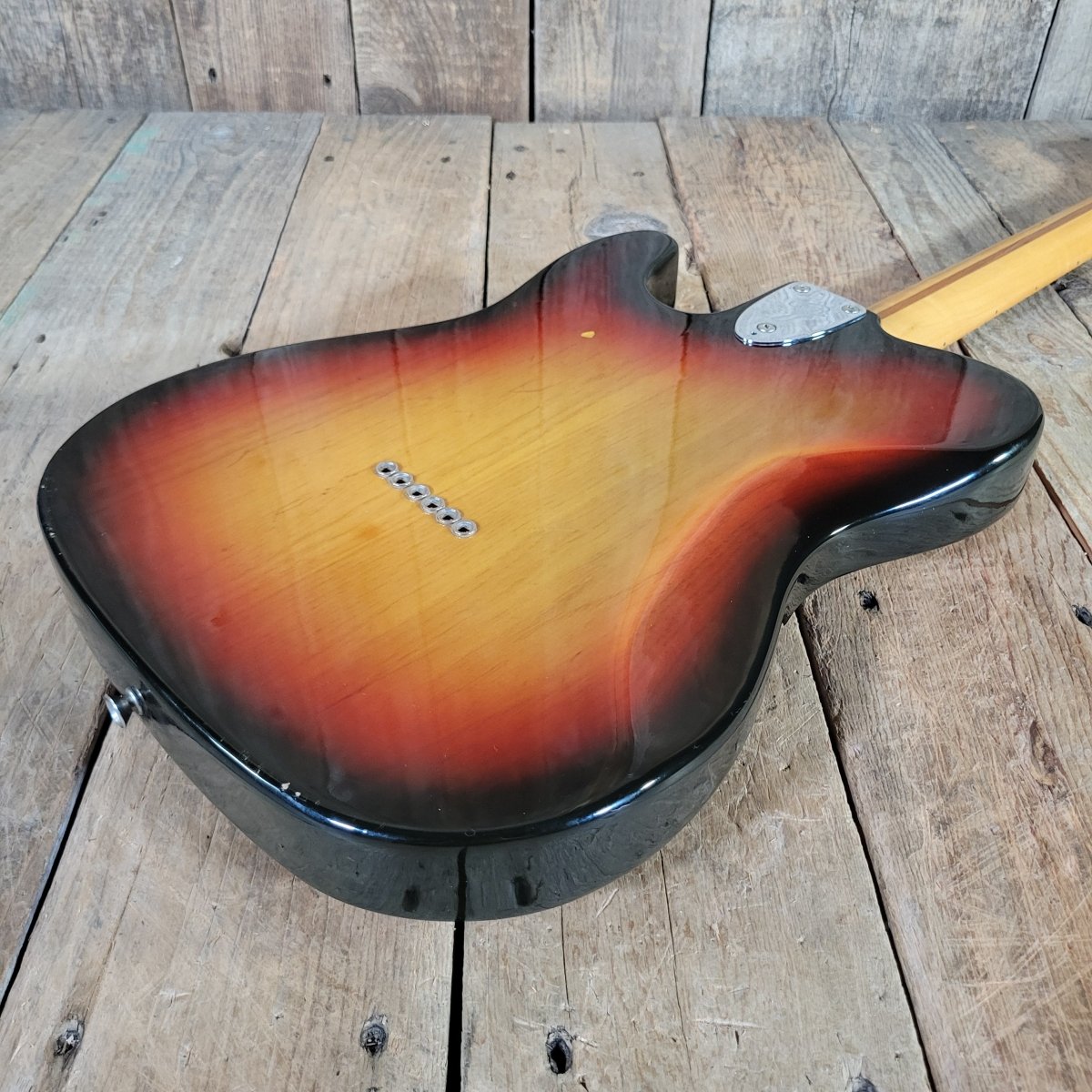 Fender 1977 - 78 Telecaster Deluxe Sunburst W/ Original Case, Excellent - Mahar's Vintage Guitars