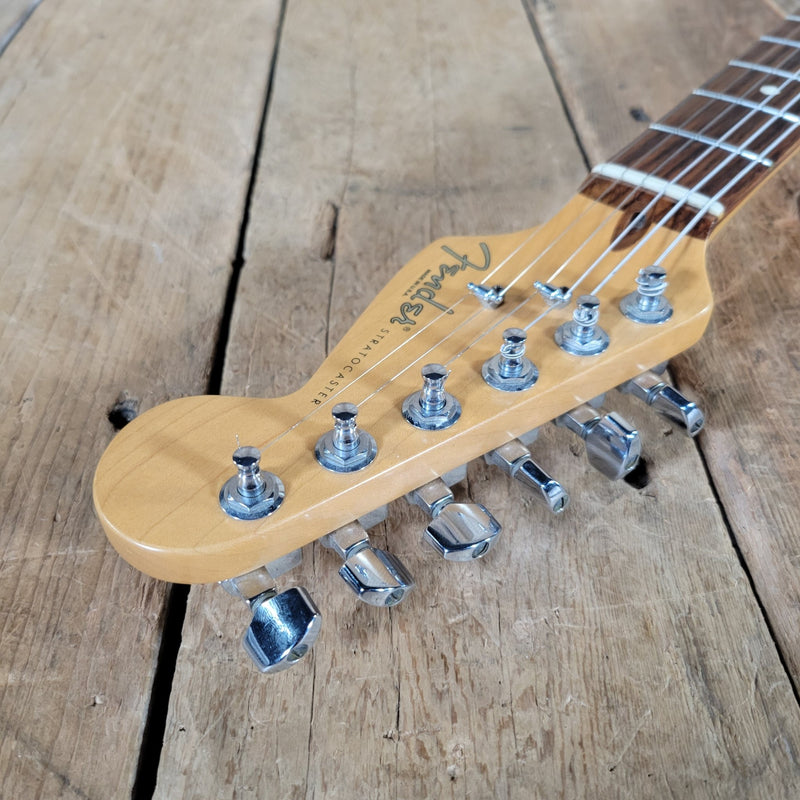 Fender 1997 American Deluxe Stratocaster HSS – USA - Made Modern Classic with Humbucker Versatility - Mahar's Vintage Guitars