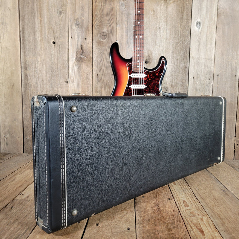 Fender 1997 American Deluxe Stratocaster HSS – USA - Made Modern Classic with Humbucker Versatility - Mahar's Vintage Guitars
