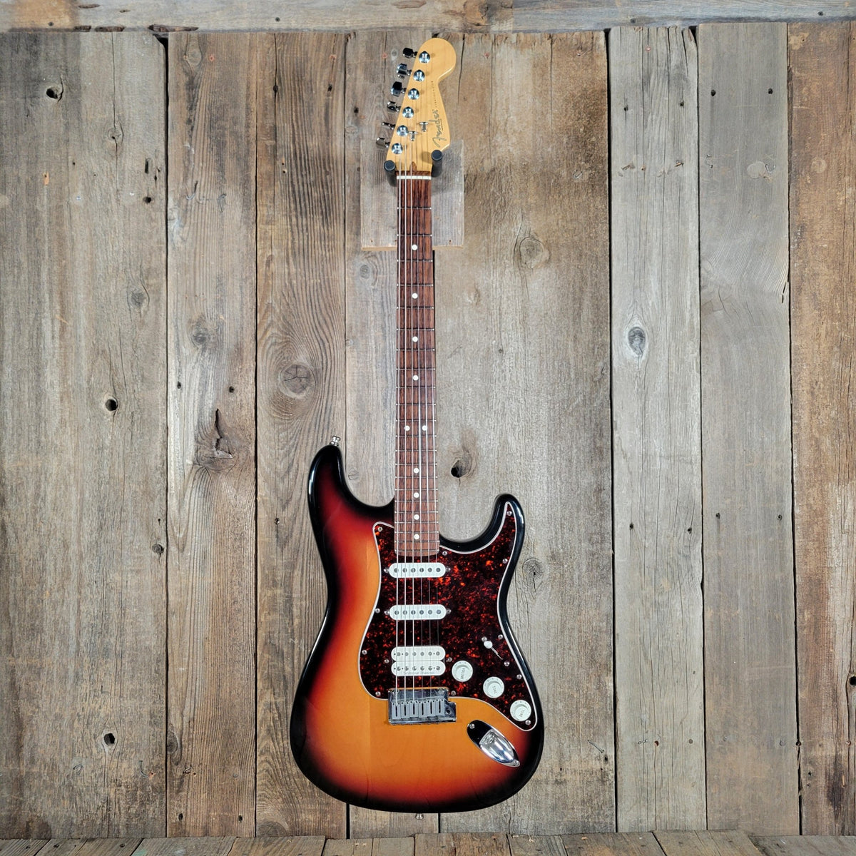 Fender 1997 American Deluxe Stratocaster HSS – USA - Made Modern Classic with Humbucker Versatility - Mahar's Vintage Guitars