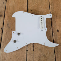 Fender 1997 Strat Loaded Pickguard White Reissue Cloth Pickup - Mahar's Vintage Guitars
