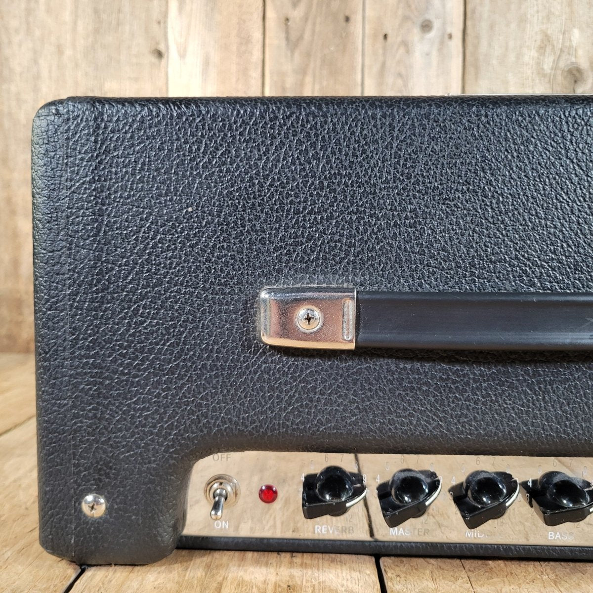 Fender 2000 Blues Junior USA 1x12 Combo F&T Cap Upgrade Excellent - Mahar's Vintage Guitars