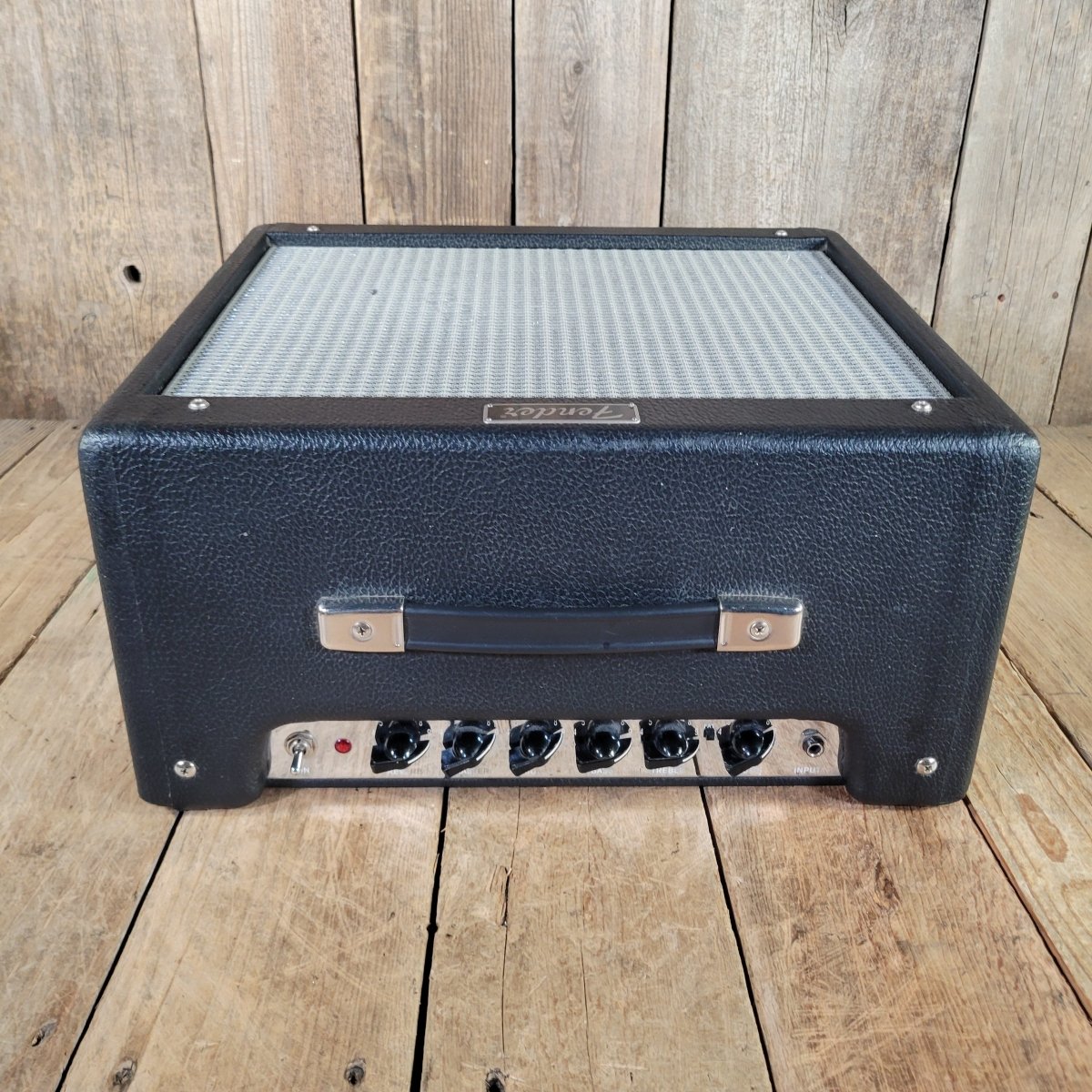 Fender 2000 Blues Junior USA 1x12 Combo F&T Cap Upgrade Excellent - Mahar's Vintage Guitars