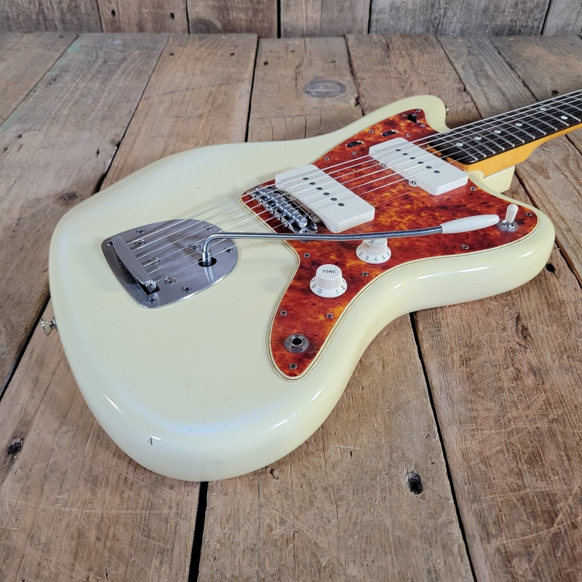 Fender 2012 Jazzmaster '62 American Vintage Reissue Novak pickups, Spitfire Tort Pickguard - Mahar's Vintage Guitars