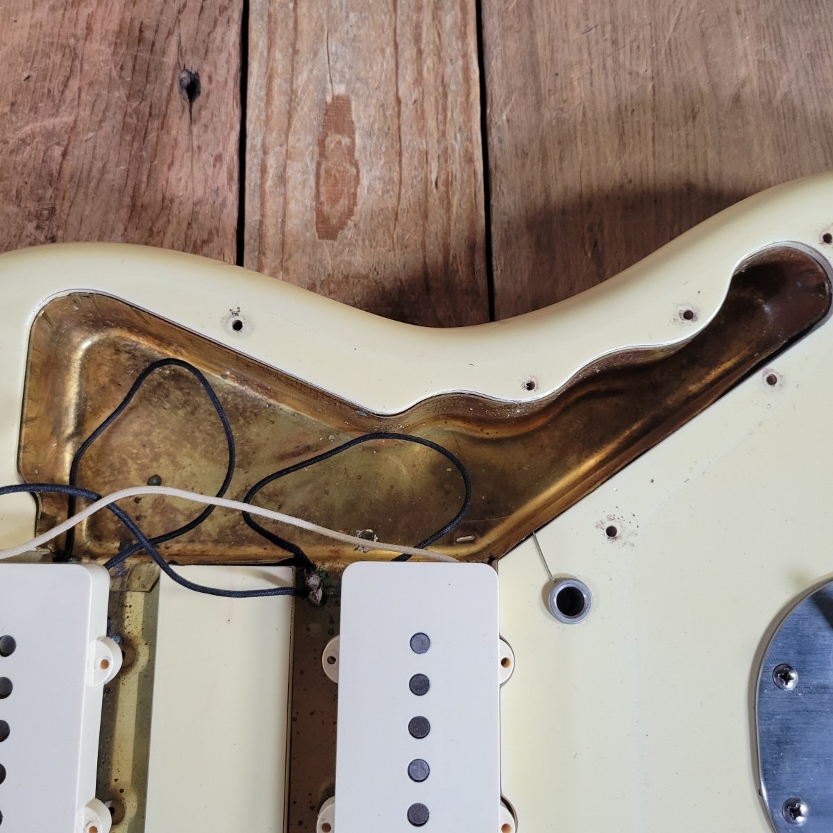 Fender 2012 Jazzmaster '62 American Vintage Reissue Novak pickups, Spitfire Tort Pickguard - Mahar's Vintage Guitars