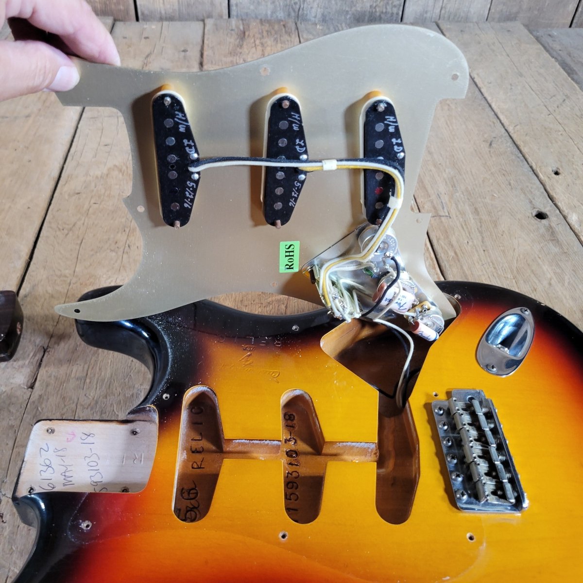Fender 2016 50s Strat LTD Journeyman Relic RW Neck Sunburst Near Mint - Mahar's Vintage Guitars