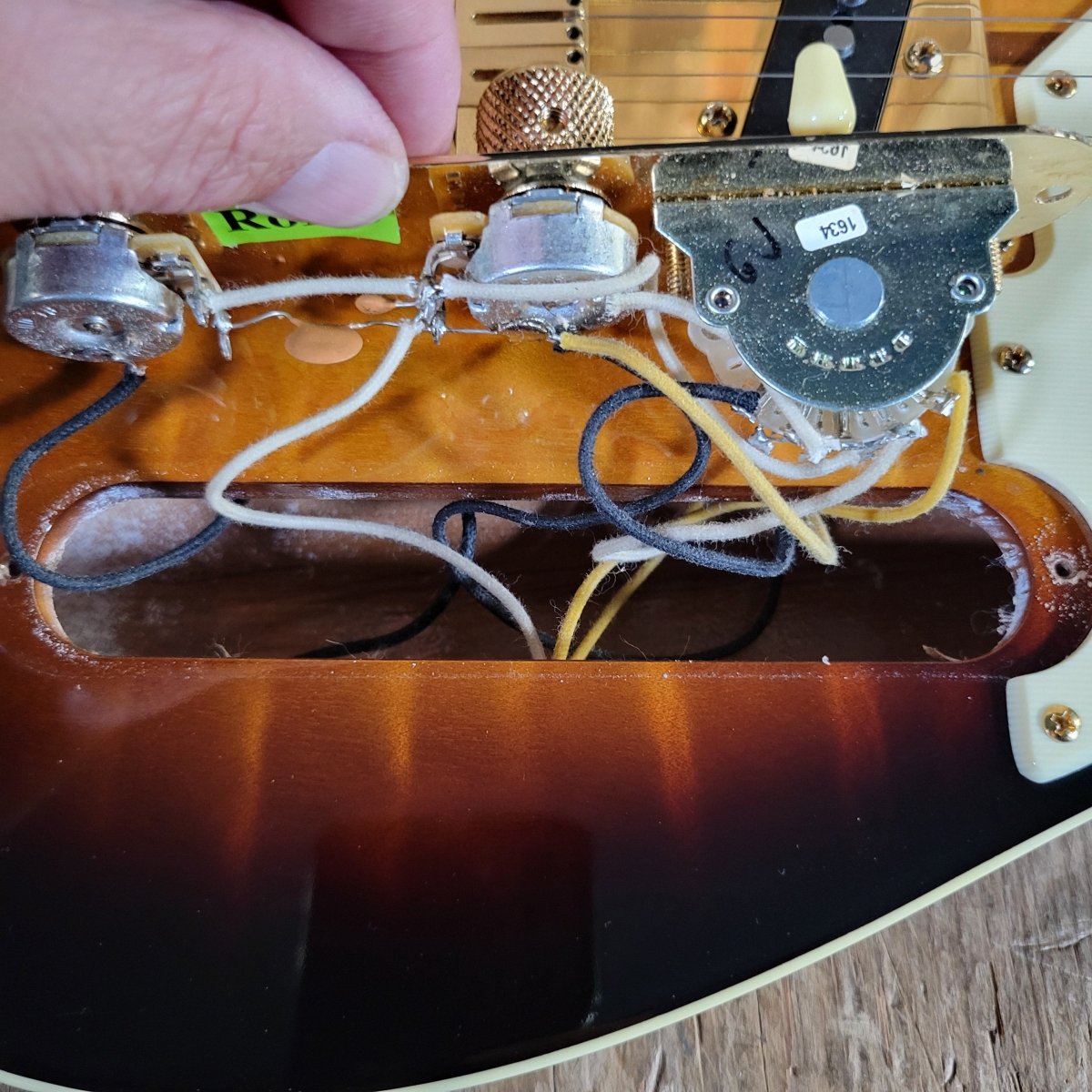 Fender 2017 Merle Haggard Tuff Dog Telecaster Sunburst Near Mint - Mahar's Vintage Guitars