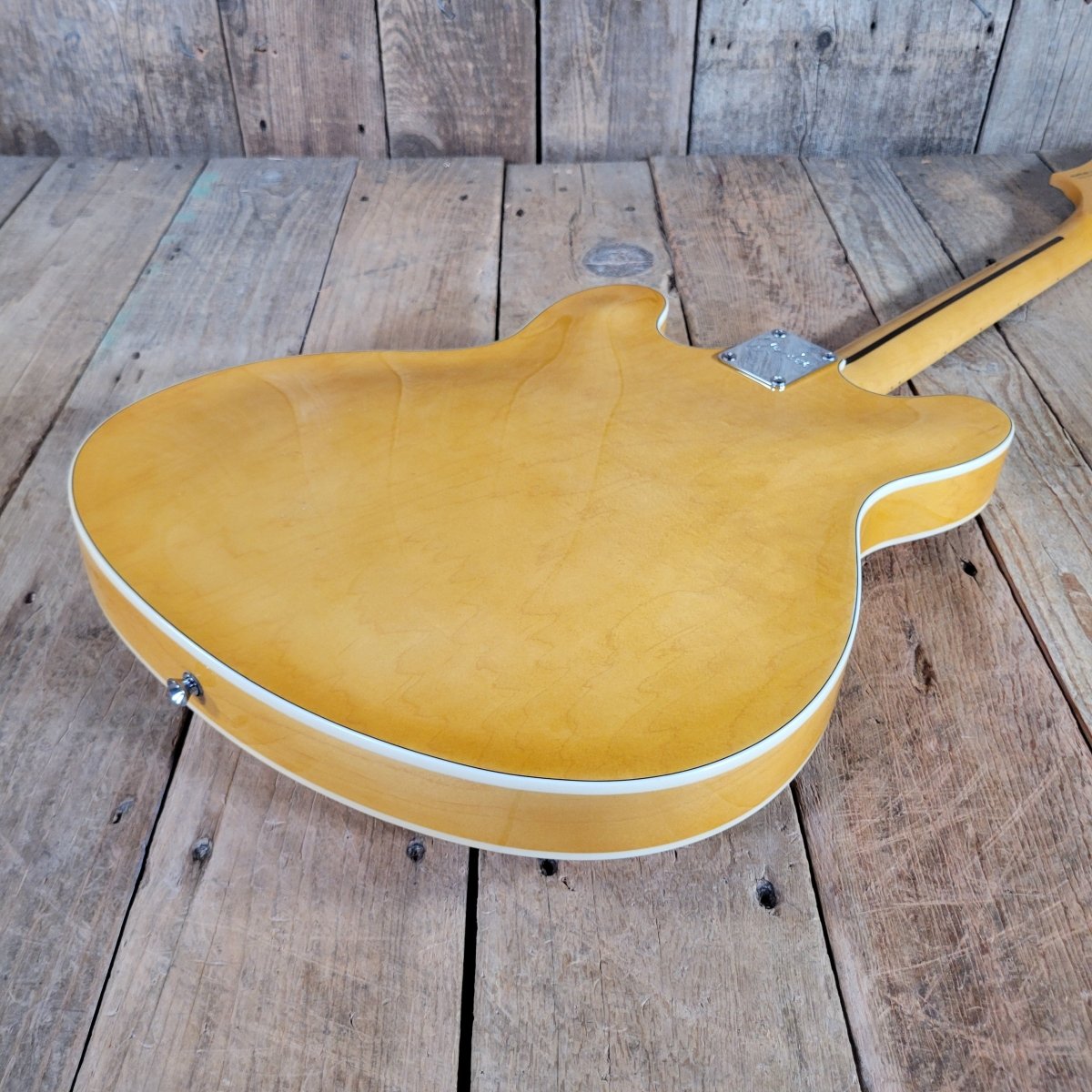 Fender 2017 Starcaster Mint Condition - Mahar's Vintage Guitars