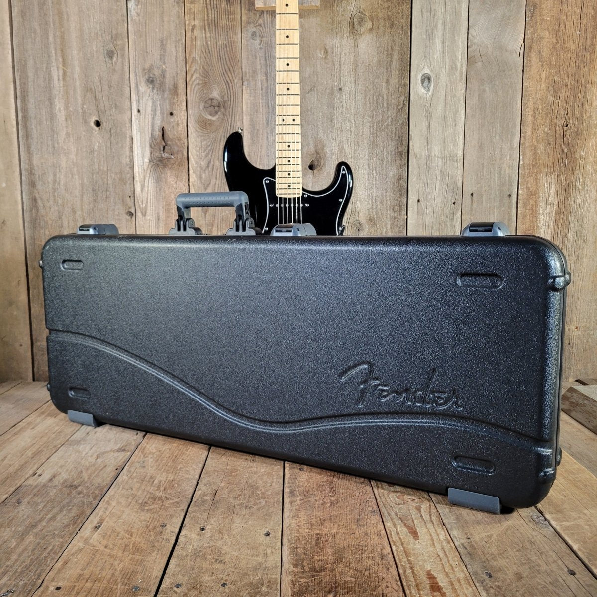Fender 2018 American Performer Stratocaster HSS Black Excellent - Mahar's Vintage Guitars