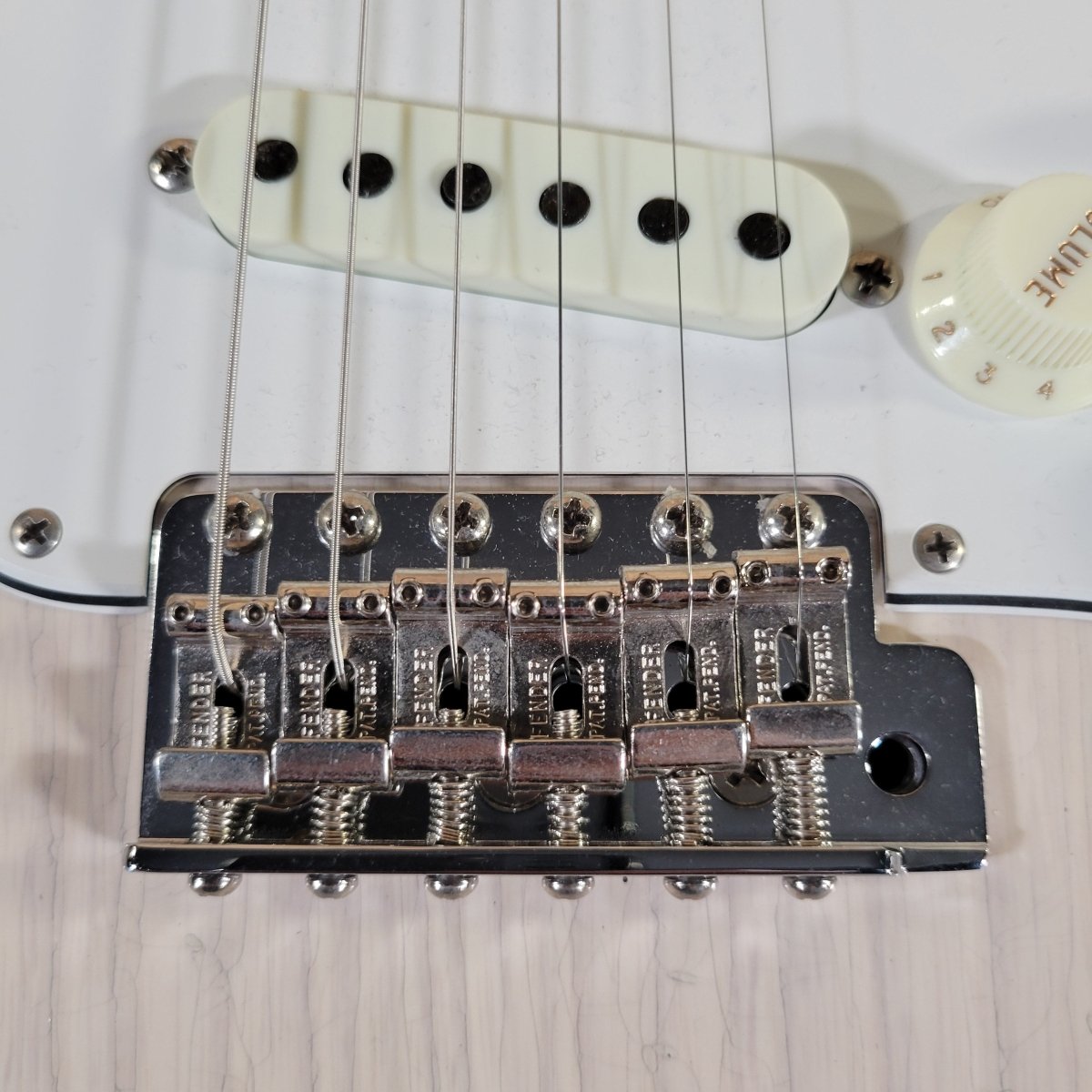 Fender 2018 Custom Shop Postmodern Stratocaster Journeyman Relic Blonde - Mahar's Vintage Guitars