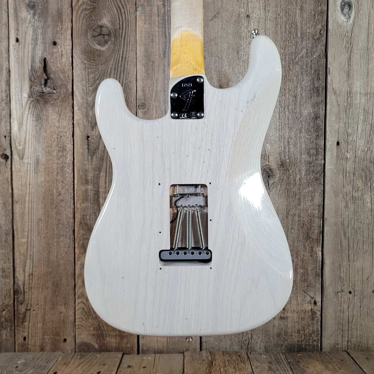Fender 2018 Custom Shop Postmodern Stratocaster Journeyman Relic Blonde - Mahar's Vintage Guitars