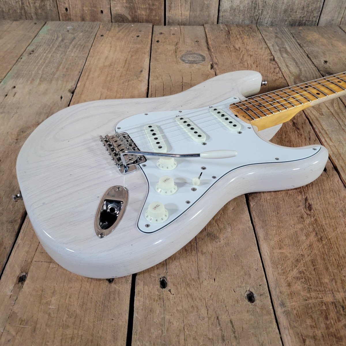Fender 2018 Custom Shop Postmodern Stratocaster Journeyman Relic Blonde - Mahar's Vintage Guitars