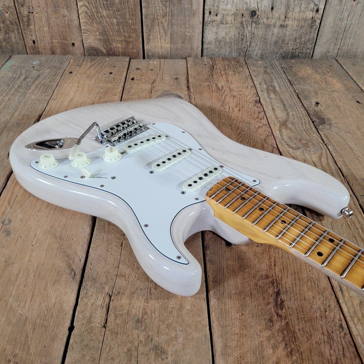 Fender 2018 Custom Shop Postmodern Stratocaster Journeyman Relic Blonde - Mahar's Vintage Guitars