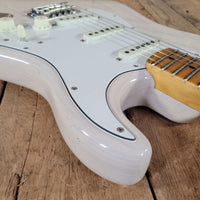Fender 2018 Custom Shop Postmodern Stratocaster Journeyman Relic Blonde - Mahar's Vintage Guitars