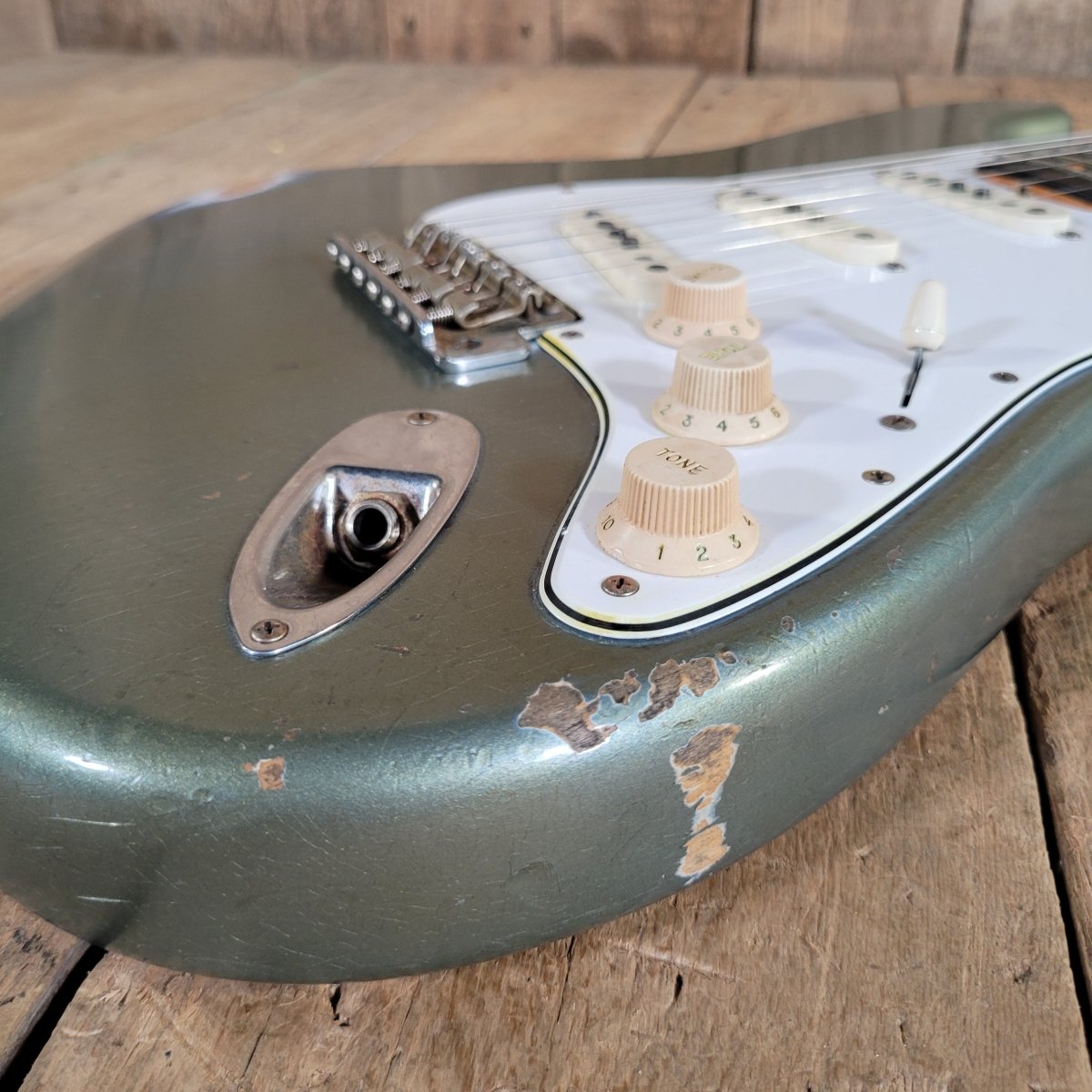 Fender 2022 1964 Strat Relic Ice Blue Metallic Apprentice Excellent - Mahar's Vintage Guitars