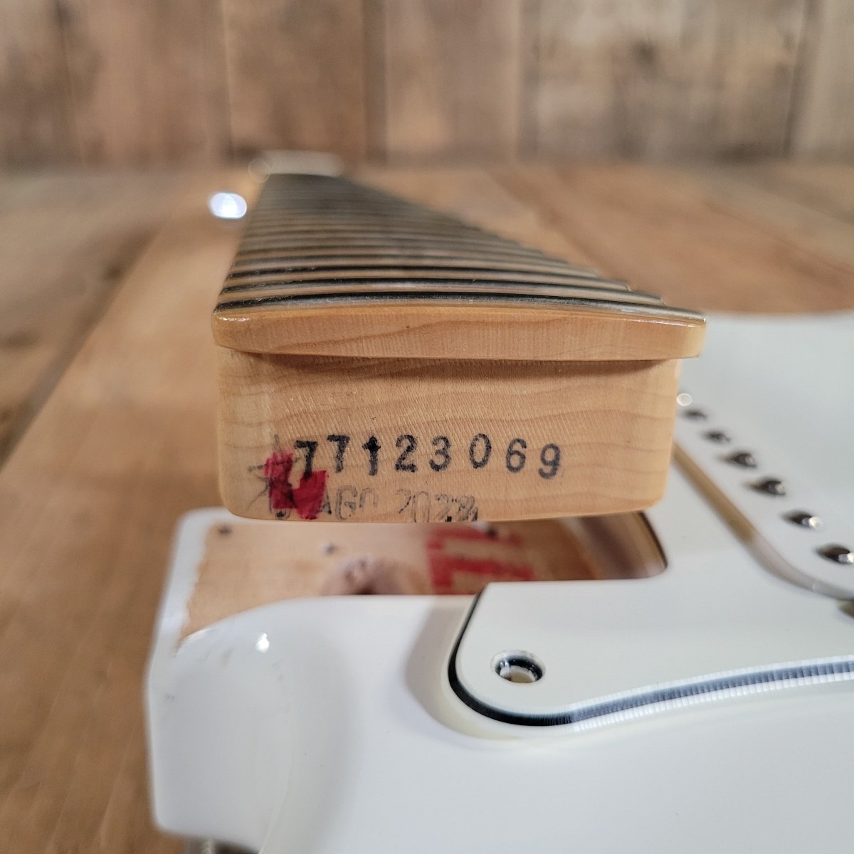 Fender 2022 Player Stratocaster MIM Olympic White w/ Gig Bag, Excellent - Mahar's Vintage Guitars