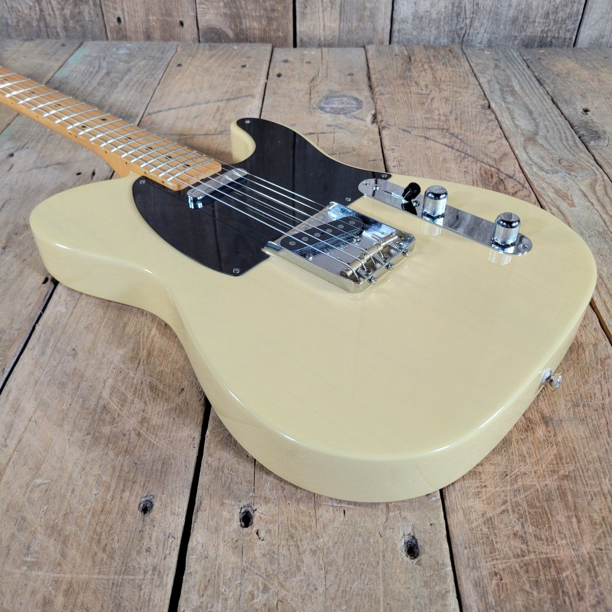 Fender 2024 Vintera II 50s Nocaster Blackguard Blonde Near Mint - Mahar's Vintage Guitars