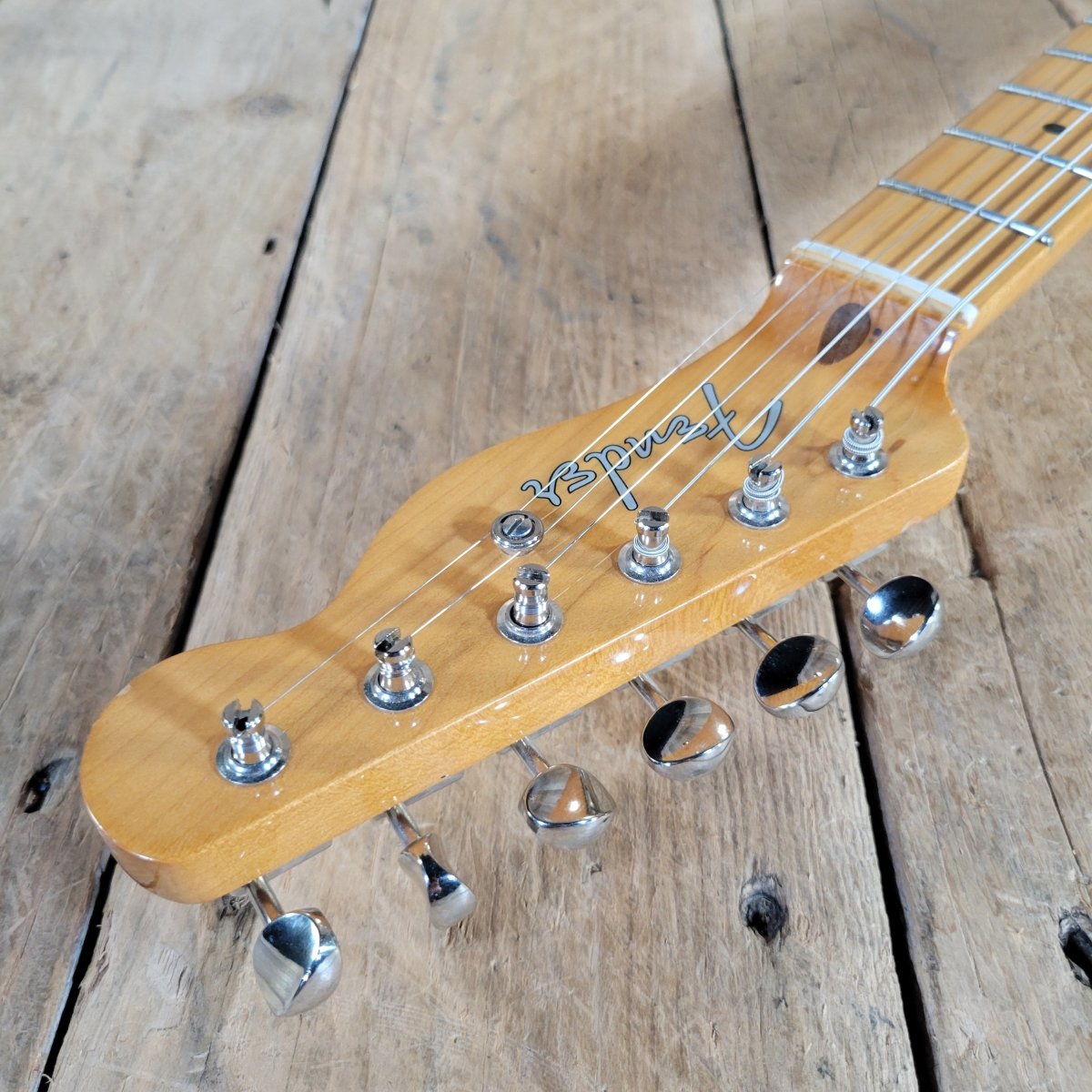 Fender 2024 Vintera II 50s Nocaster Blackguard Blonde Near Mint - Mahar's Vintage Guitars