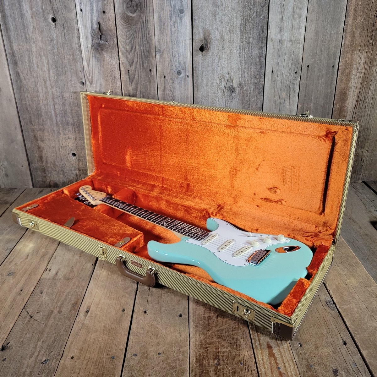 Fender 2025 Jeff Beck Stratocaster Surf Green Rosewood Fretboard, Mint - Mahar's Vintage Guitars