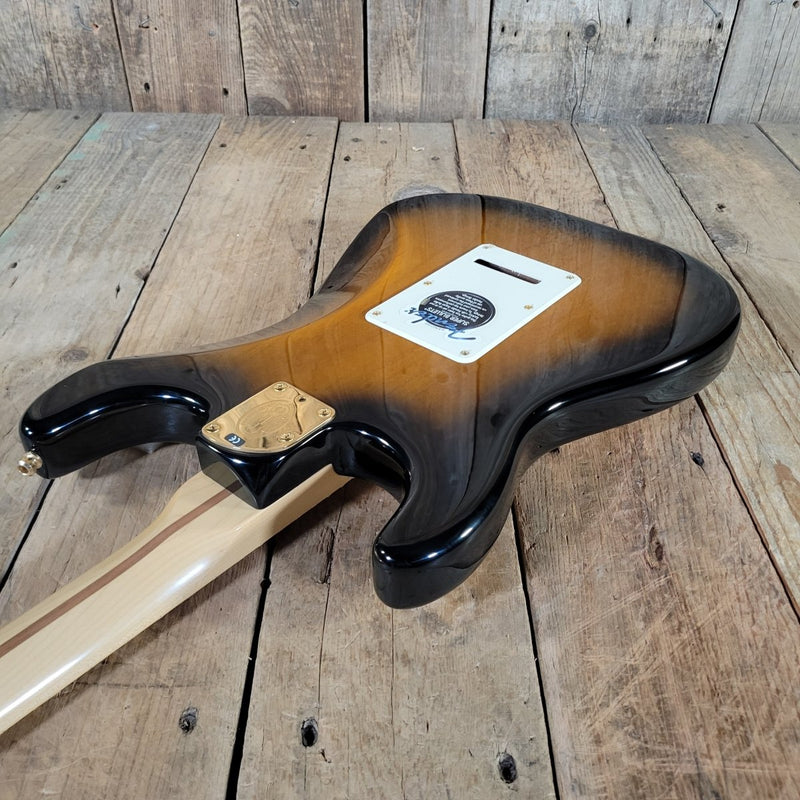 Fender 50th Anniversary American Deluxe Stratocaster 2004 - Mahar's Vintage Guitars