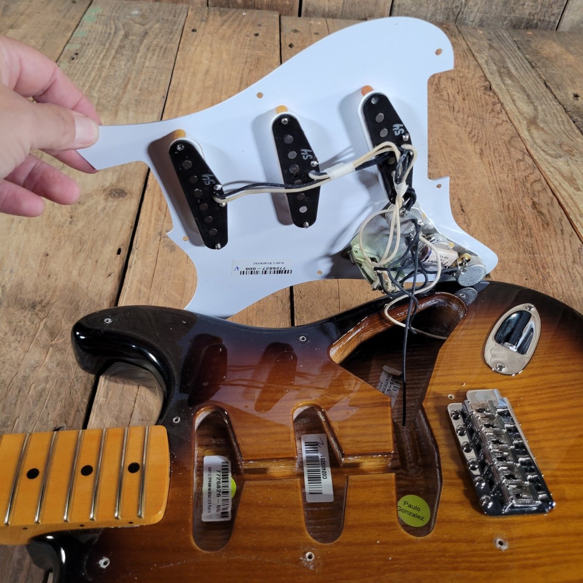 Fender 70th Anniversary American Vintage II '54 Stratocaster 2024 - Mahar's Vintage Guitars