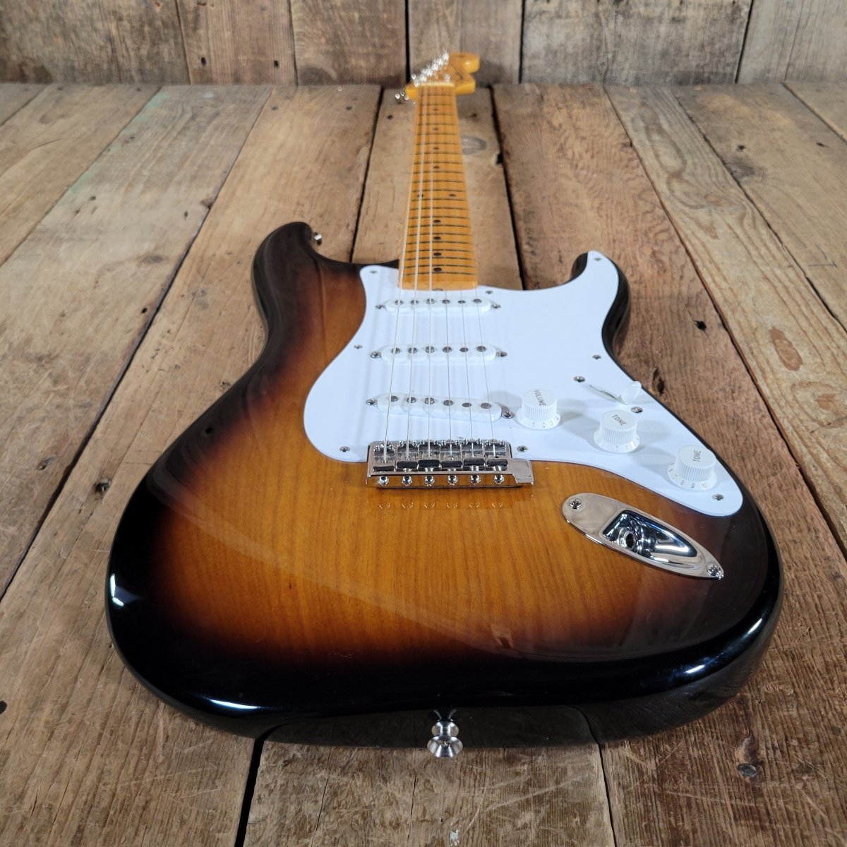 Fender 70th Anniversary American Vintage II '54 Stratocaster 2024 - Mahar's Vintage Guitars