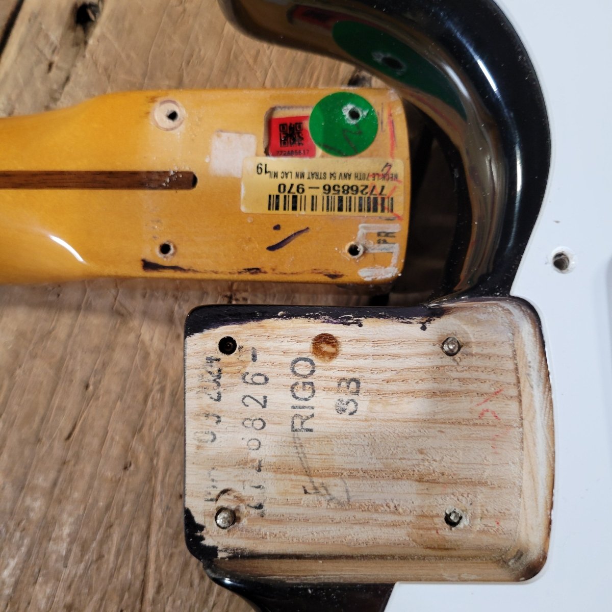 Fender 70th Anniversary American Vintage II '54 Stratocaster 2024 - Mahar's Vintage Guitars