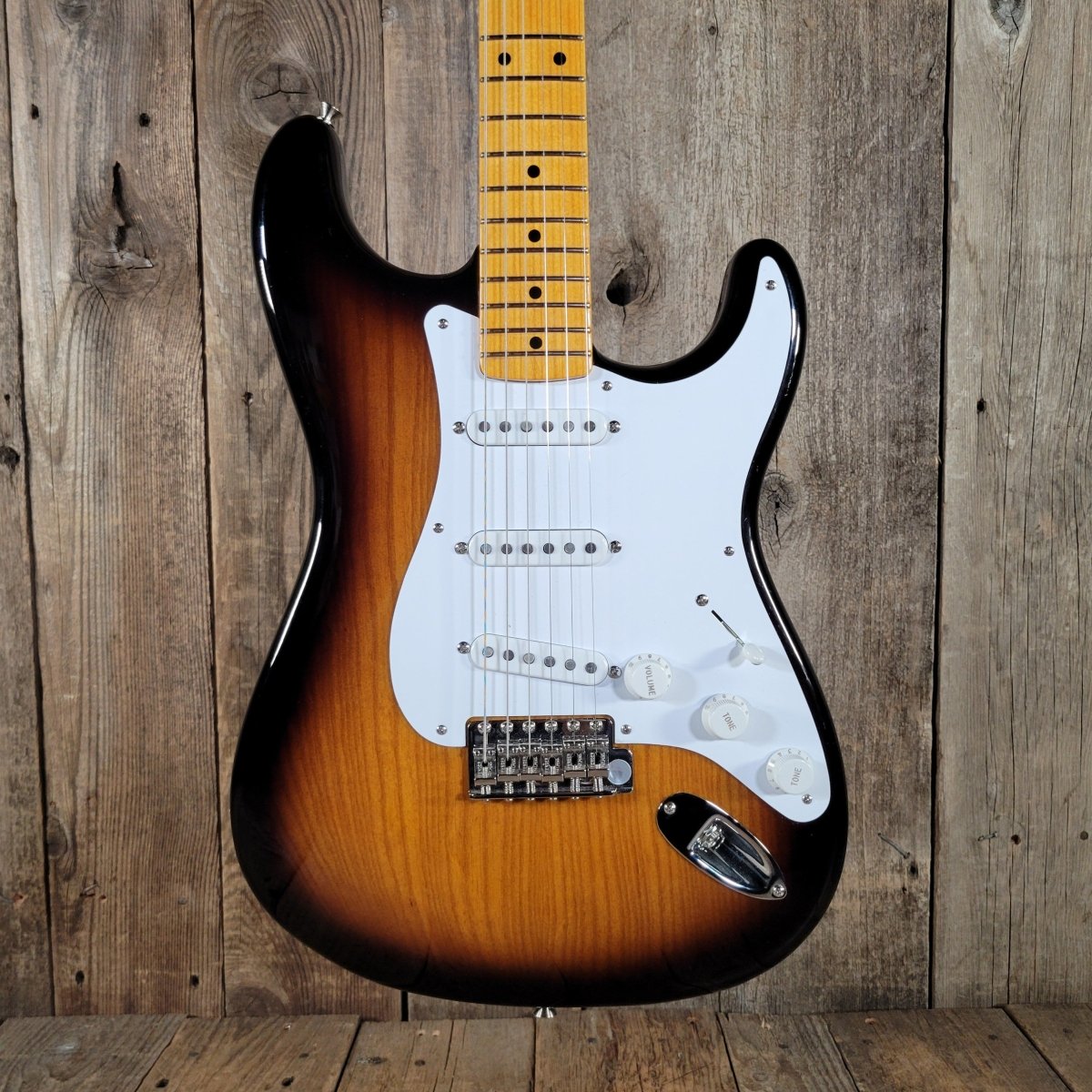 Fender 70th Anniversary American Vintage II '54 Stratocaster 2024 - Mahar's Vintage Guitars