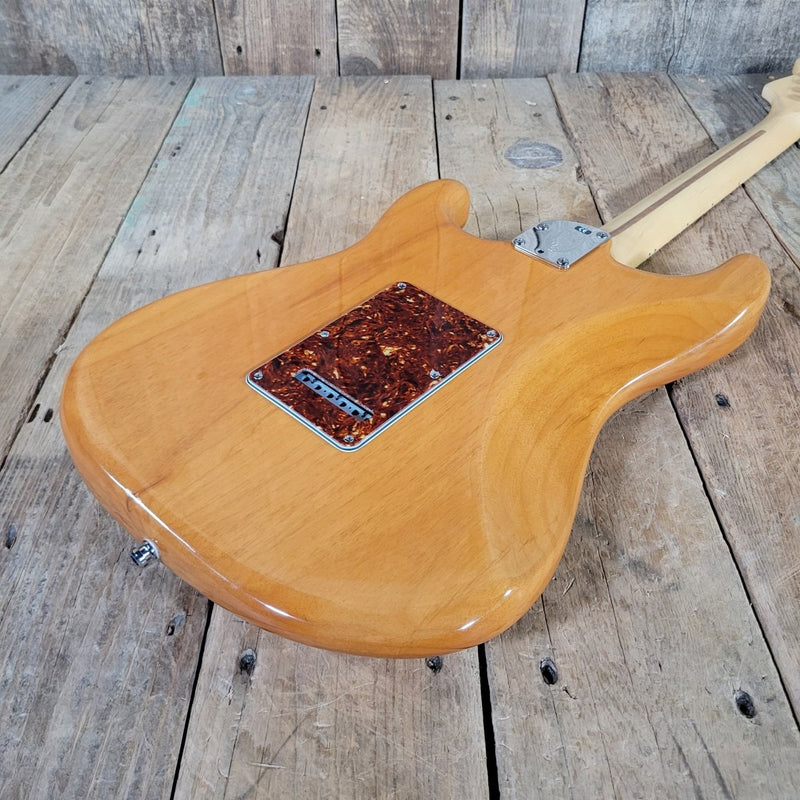 Fender American Deluxe Stratocaster HSS 2004 50th Anniversary Amber - Mahar's Vintage Guitars