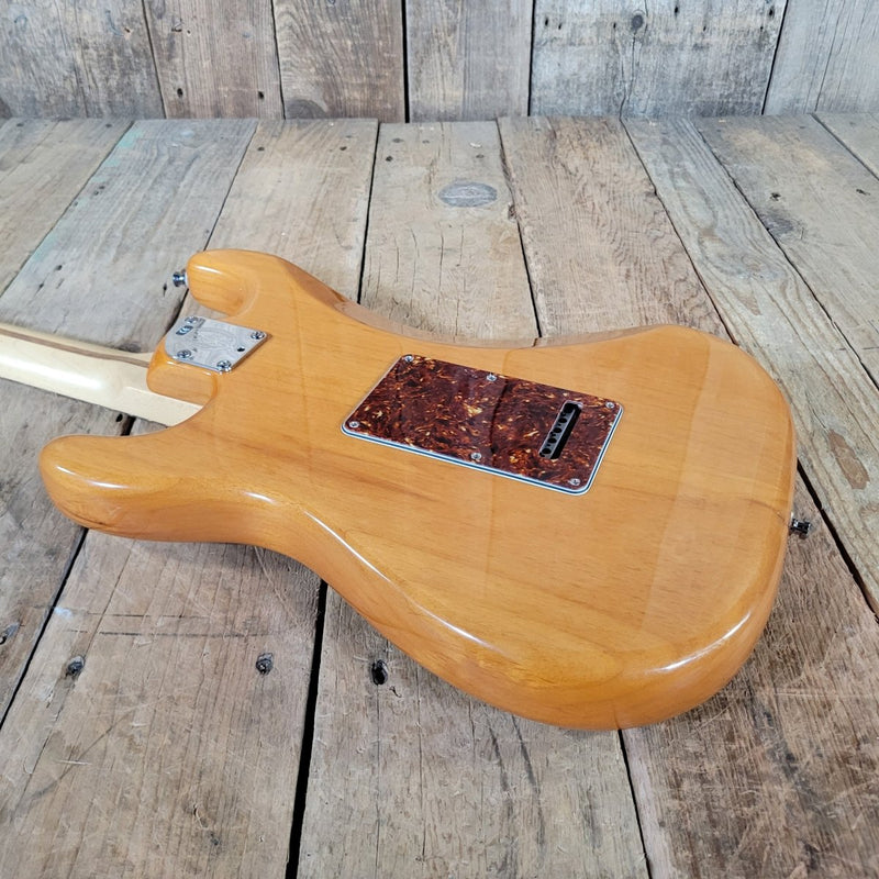 Fender American Deluxe Stratocaster HSS 2004 50th Anniversary Amber - Mahar's Vintage Guitars