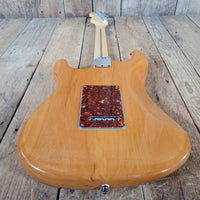 Fender American Deluxe Stratocaster HSS 2004 50th Anniversary Amber - Mahar's Vintage Guitars