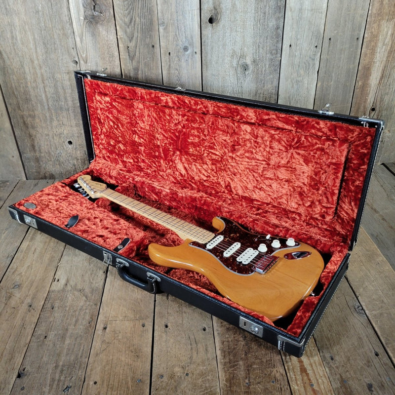 Fender American Deluxe Stratocaster HSS 2004 50th Anniversary Amber - Mahar's Vintage Guitars