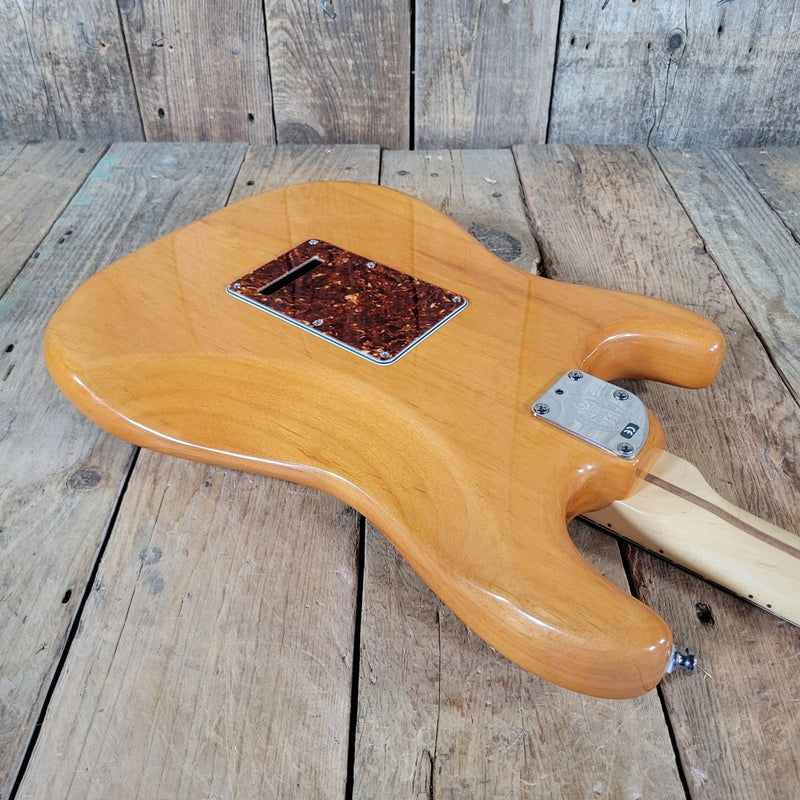 Fender American Deluxe Stratocaster HSS 2004 50th Anniversary Amber - Mahar's Vintage Guitars