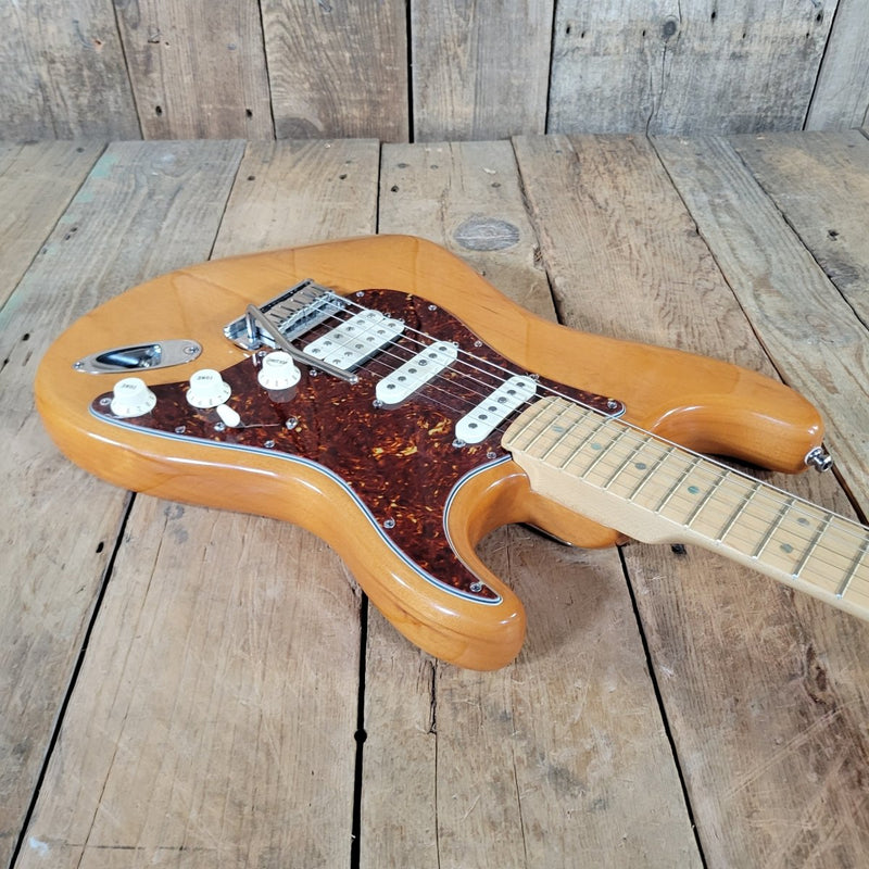 Fender American Deluxe Stratocaster HSS 2004 50th Anniversary Amber - Mahar's Vintage Guitars