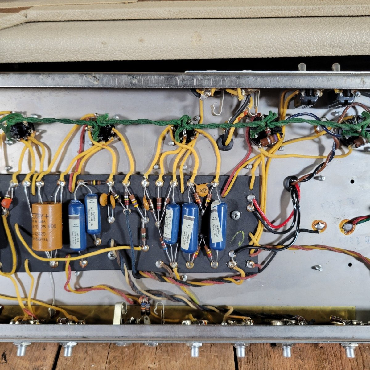 Fender Bassman 6G6 - C Head & Cab 1964 w/ Original Covers - Mahar's Vintage Guitars