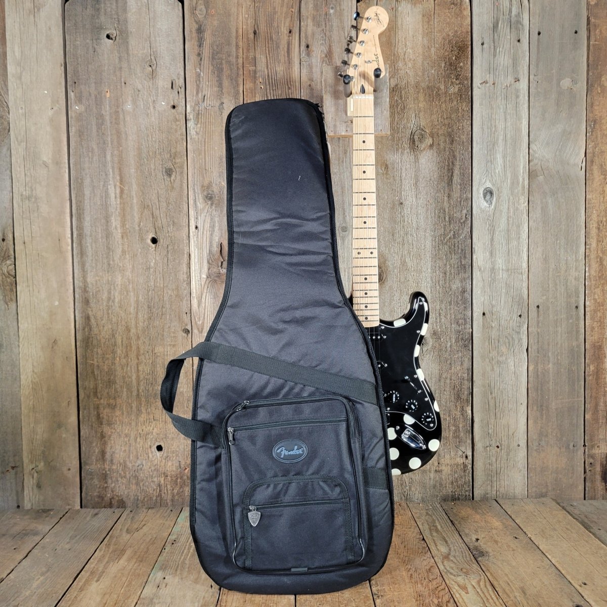 Fender Buddy Guy Standard Stratocaster 2021 MIM w/gig bag - Mahar's Vintage Guitars