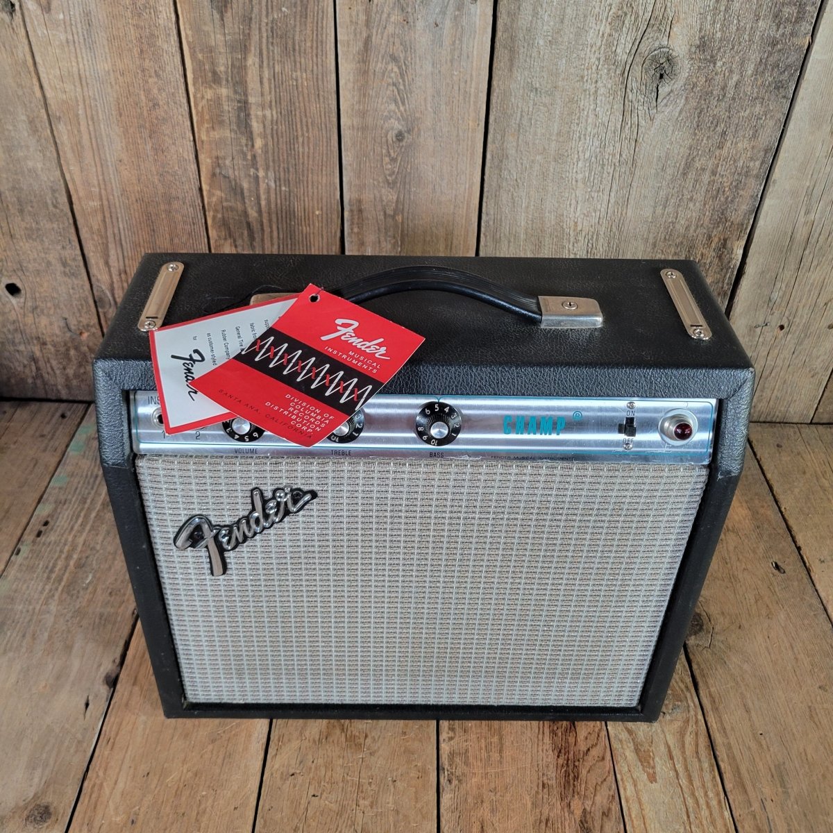 Fender Champ Amp 1976 Converted to Vibro Champ 2016 - Mahar's Vintage Guitars