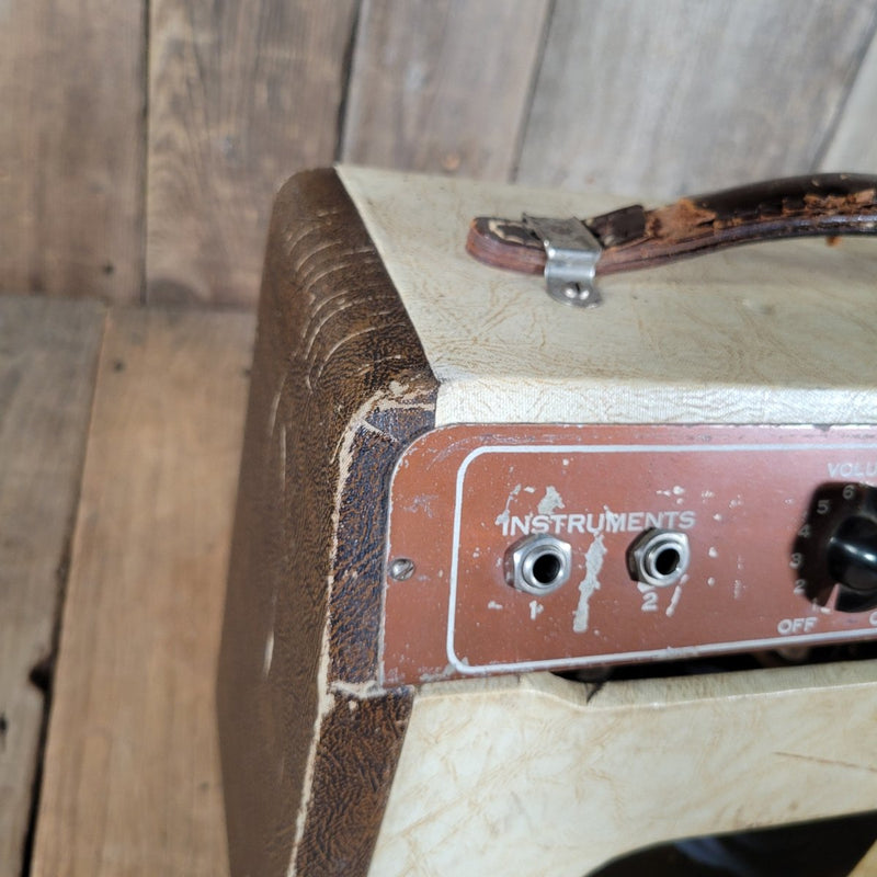 Fender Champion 600 Amplifier 5B1 – 1951 Vintage Tube Amp, Serviced - Mahar's Vintage Guitars