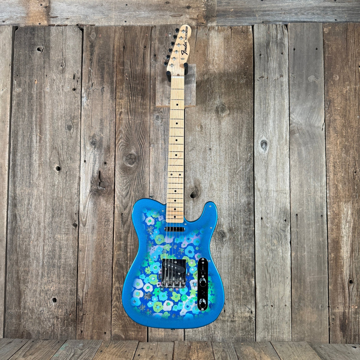 Fender Classic '69 Telecaster Blue Floral Made in Japan 2016 - Mahar's Vintage Guitars