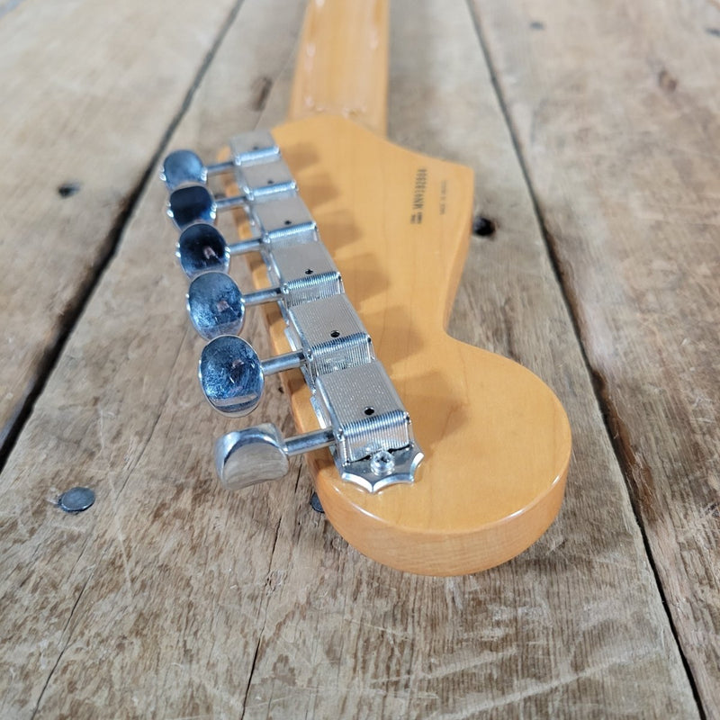 Fender Classic Series 60’s Stratocaster MIM 1999 – Burgundy Mist, TKL Tweed Hard Case, - Mahar's Vintage Guitars