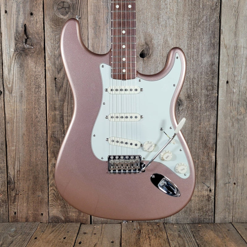 Fender Classic Series 60’s Stratocaster MIM 1999 – Burgundy Mist, TKL Tweed Hard Case, - Mahar's Vintage Guitars