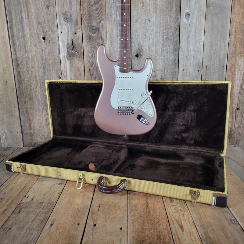 Fender Classic Series 60’s Stratocaster MIM 1999 – Burgundy Mist, TKL Tweed Hard Case, - Mahar's Vintage Guitars