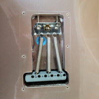 Fender Classic Series 60’s Stratocaster MIM 1999 – Burgundy Mist, TKL Tweed Hard Case, - Mahar's Vintage Guitars