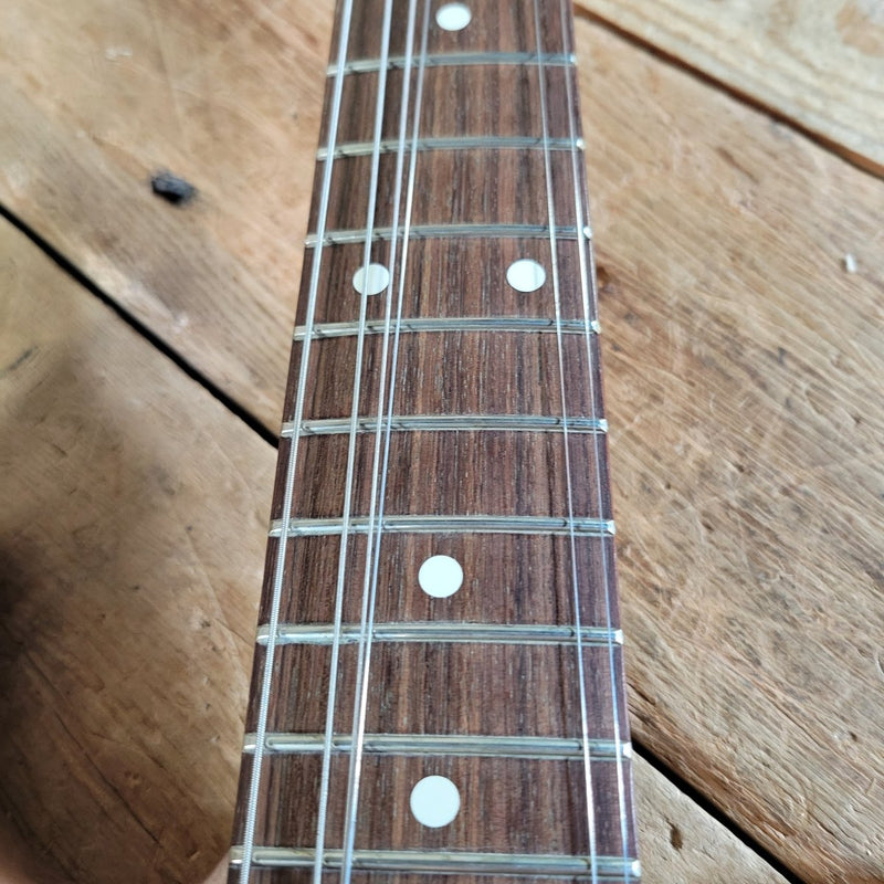 Fender Classic Series 60’s Stratocaster MIM 1999 – Burgundy Mist, TKL Tweed Hard Case, - Mahar's Vintage Guitars
