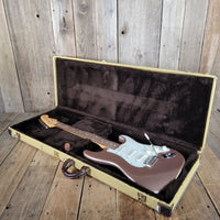 Fender Classic Series 60’s Stratocaster MIM 1999 – Burgundy Mist, TKL Tweed Hard Case, - Mahar's Vintage Guitars