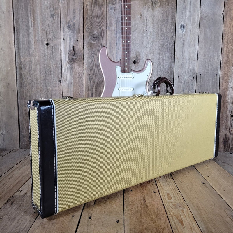 Fender Classic Series 60’s Stratocaster MIM 1999 – Burgundy Mist, TKL Tweed Hard Case, - Mahar's Vintage Guitars